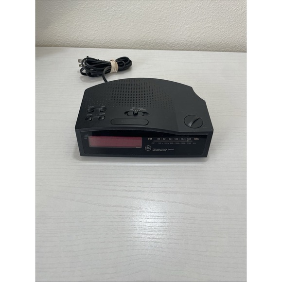 GE General Electric 7-4813A AM/FM Alarm Clock Radio Used Vintage Tested - Picture 1 of 6